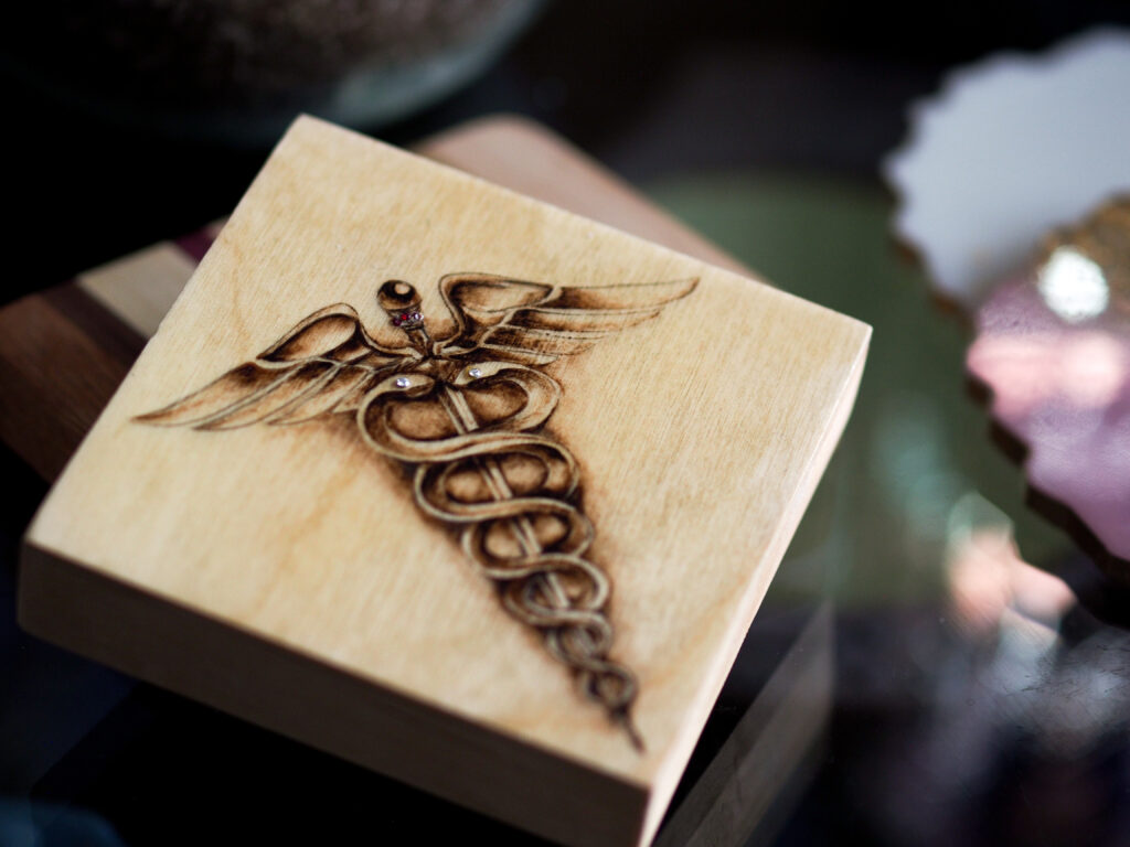 Natasha Ivanco, wood burning